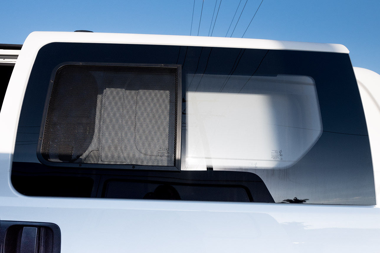 Hyundai iLoad TQ Van 2008-on | Bonded Half Sliding Window - Front Right Hand - Image 3
